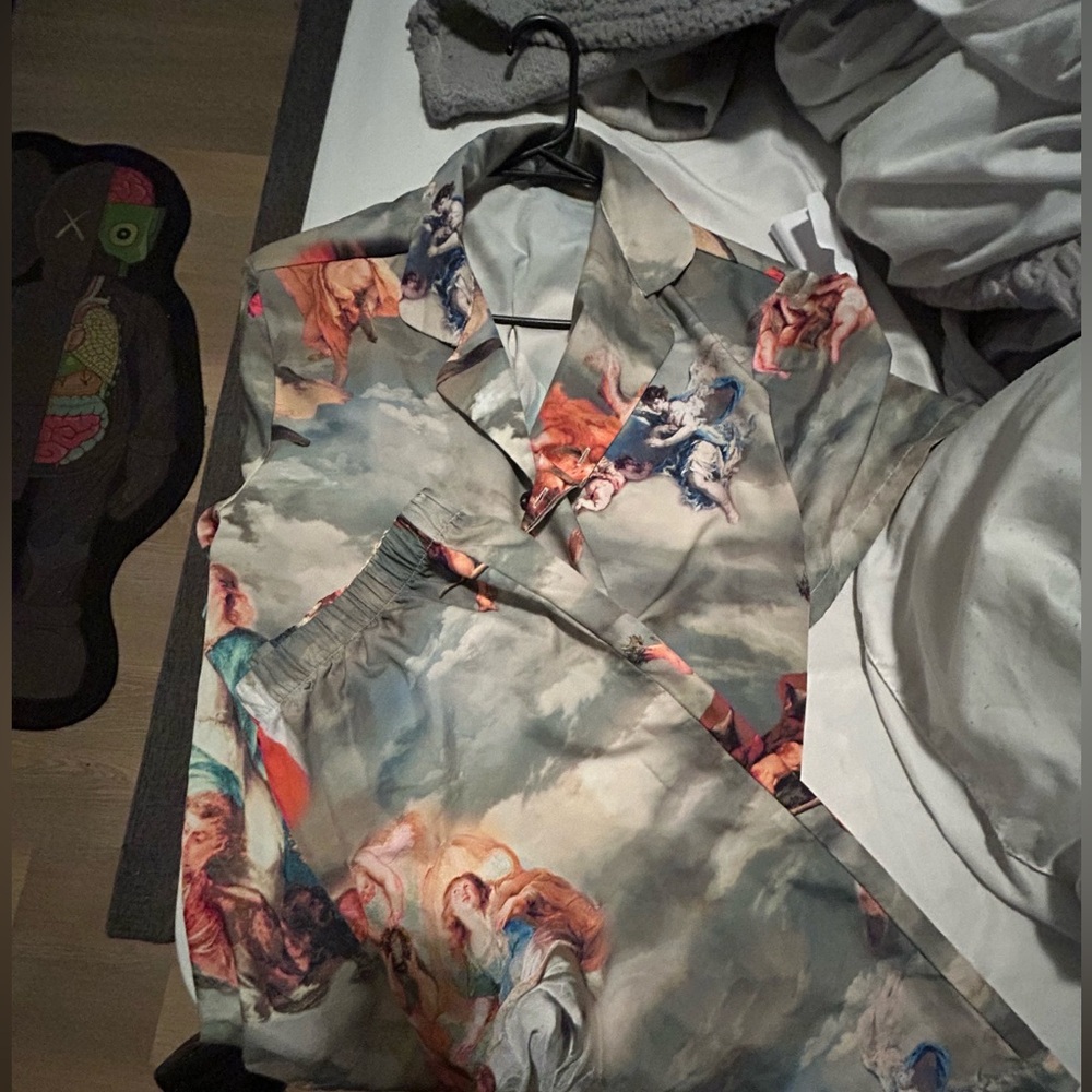 men or women’s godly art short set!